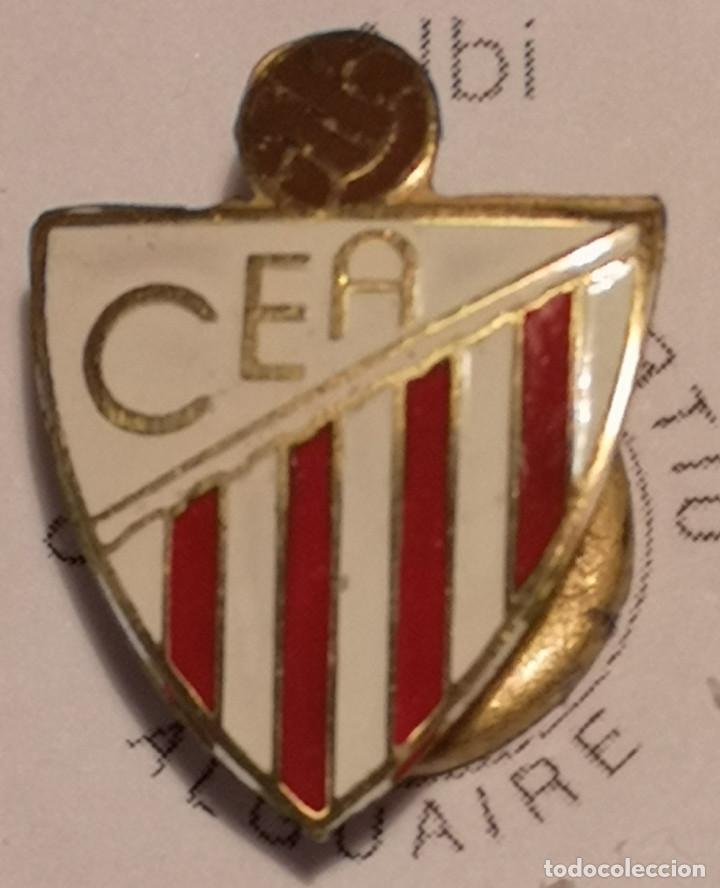Collezionismo sportivo: PIN FUTBOL - LLEIDA - ALGUAIRE - CE ALGUAIRE - Solapa