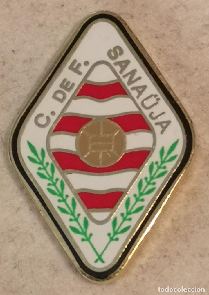 Collezionismo sportivo: PIN FUTBOL - LLEIDA - SANA&Uuml;JA - CF SANA&Uuml;JA