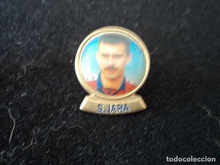 Coleccionismo deportivo: PIN DE sanchez jara. DREAM TEAM DEL BAR&Ccedil;A. A&Ntilde;OS 90. DIARIO SPORT. diametro 22 mm
