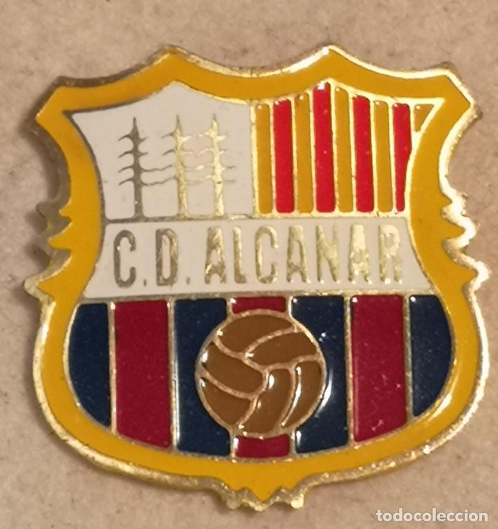 Collezionismo sportivo: PIN FUTBOL - TARRAGONA - ALCANAR - CD ALCANAR