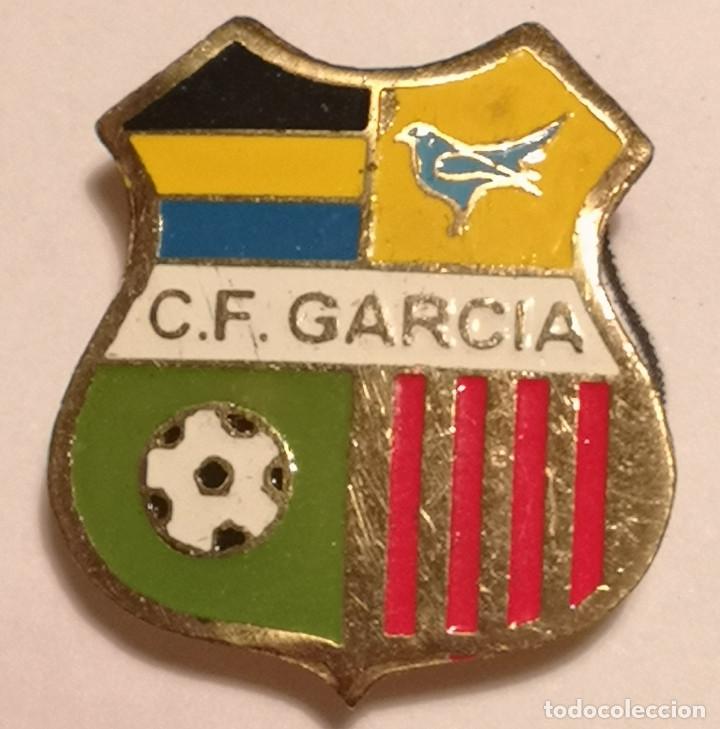 Collezionismo sportivo: PIN FUTBOL - TARRAGONA - GARCIA - CF GARCIA - Solapa