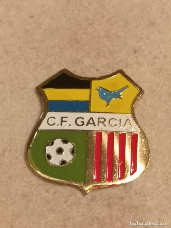 Collezionismo sportivo: PIN FUTBOL - TARRAGONA - GARCIA - CF GARCIA