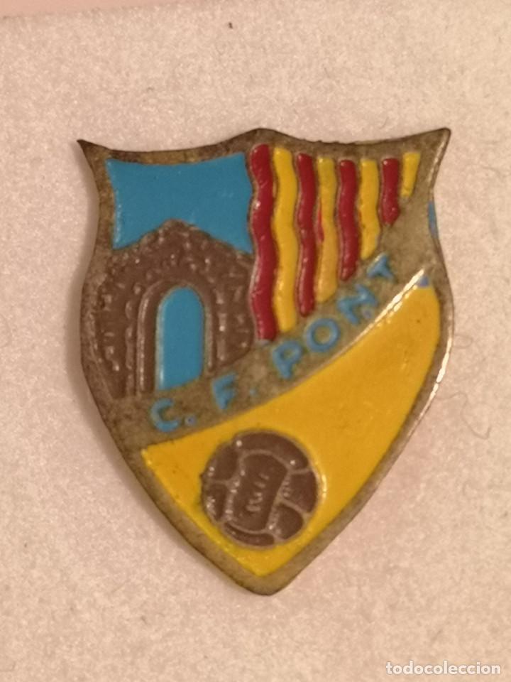 Collezionismo sportivo: PIN FUTBOL - TARRAGONA - PONT D'ARMENTERA - CF PONT