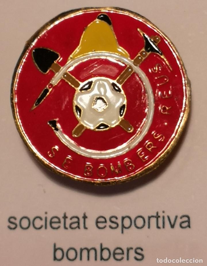 Collezionismo sportivo: PIN FUTBOL - TARRAGONA - REUS - SE BOMBERS - Solapa
