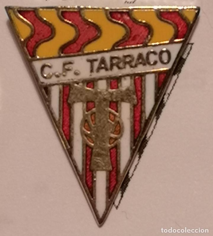 Sammelleidenschaft Sport: PIN FUTBOL - TARRAGONA - CF TARRACO