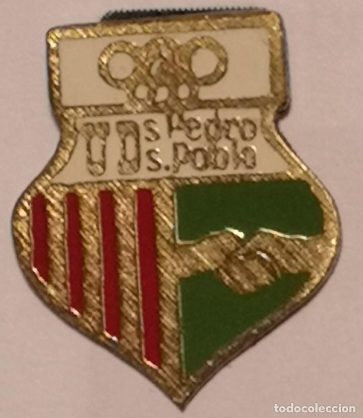 Sammelleidenschaft Sport: PIN FUTBOL - TARRAGONA - UE SAN PEDRO Y SAN PABLO
