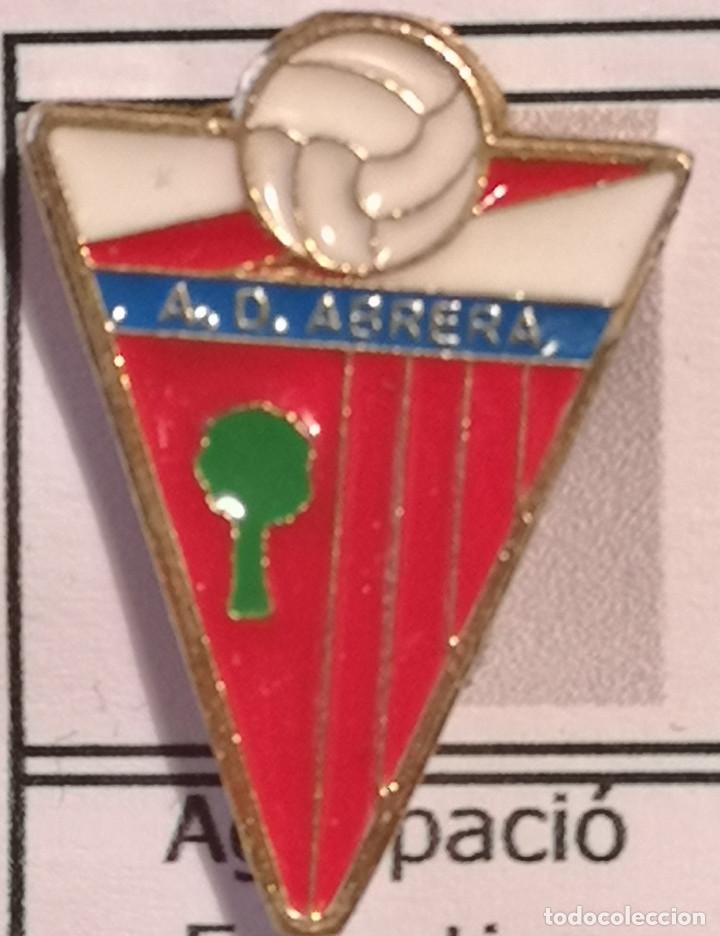 Sammelleidenschaft Sport: PIN FUTBOL - BARCELONA - ABRERA - AD ABRERA