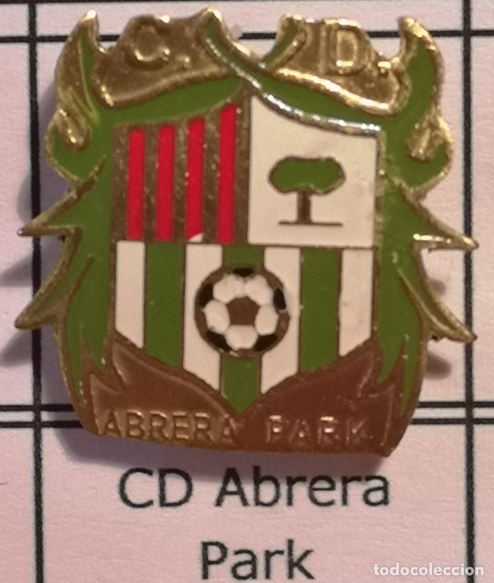 Collezionismo sportivo: PIN FUTBOL - BARCELONA - ABRERA - CD ABRERA PARK