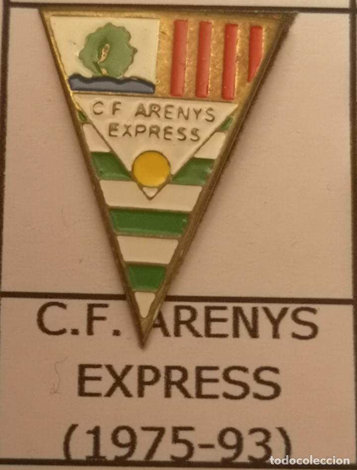 Sammelleidenschaft Sport: PIN FUTBOL - BARCELONA - ARENYS DE MAR - CF ARENYS EXPRESS - Escudo de 1975 a 1993