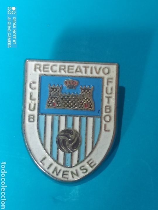Sammelleidenschaft Sport: PINS DE F&Uacute;TBOL CF RECREATIVO LINENSE. CADIZ