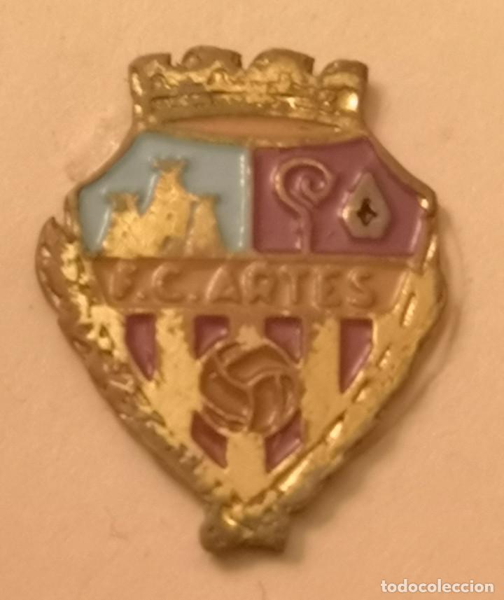 Sammelleidenschaft Sport: PIN FUTBOL - BARCELONA - ARTES - FC ARTES