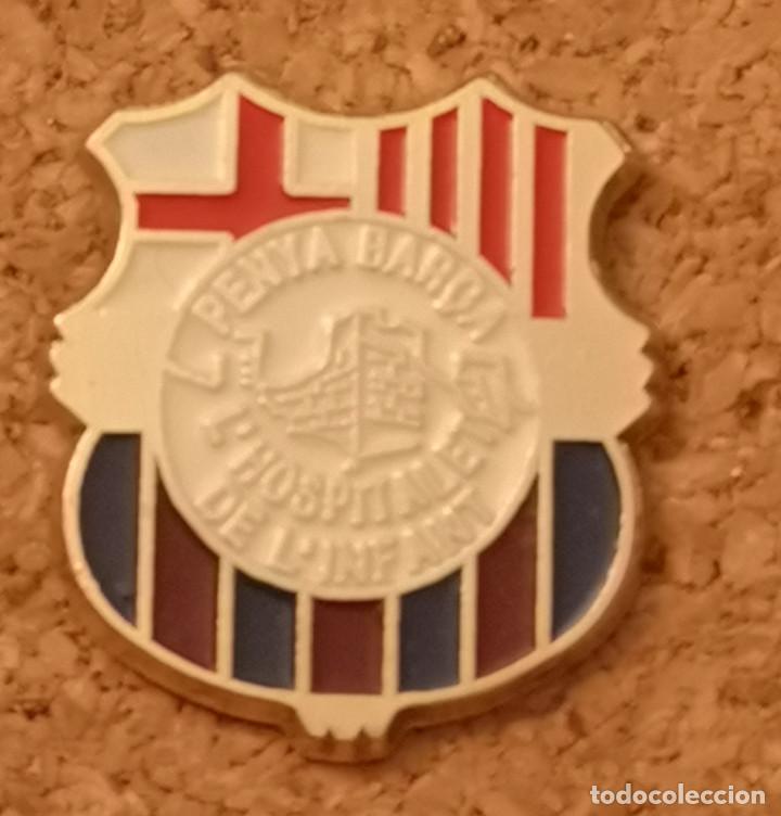 Sammelleidenschaft Sport: PIN FUTBOL - TARRAGONA - L'HOSPITALET DEL INFANT - PENYA BAR&Ccedil;A