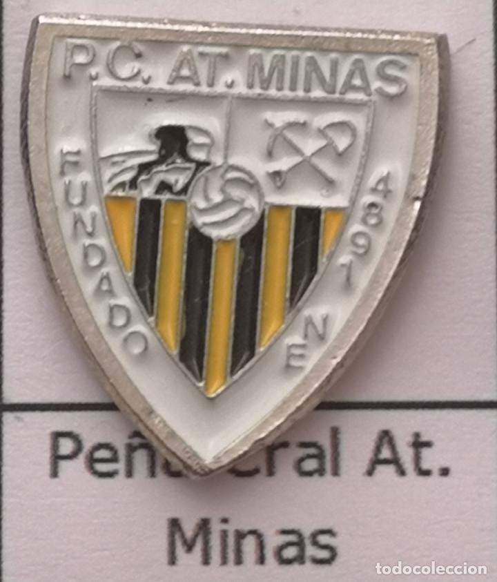 Coleccionismo deportivo: PIN FUTBOL - BARCELONA - CORNELL&Agrave; DE LLOBREGAT - PC AT. MINAS