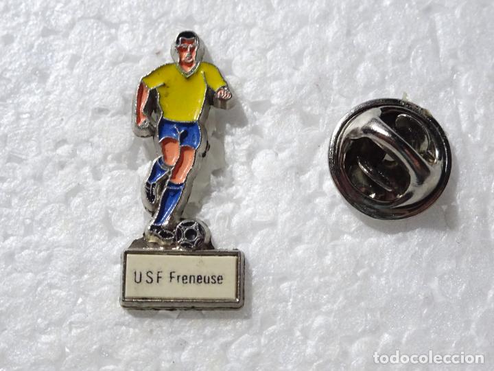 Sammelleidenschaft Sport: PIN DE DEPORTES. FRANCIA. USF FRENEUSE