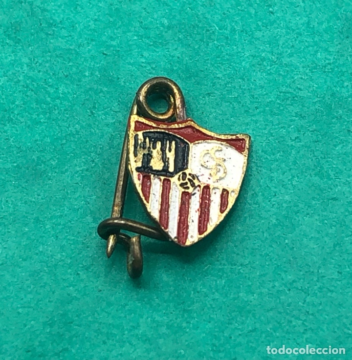 Sammelleidenschaft Sport: ANTIGUA INSIGNIA SEVILLA FC ESCUDO PIN DE AGUJA F&Uacute;TBOL
