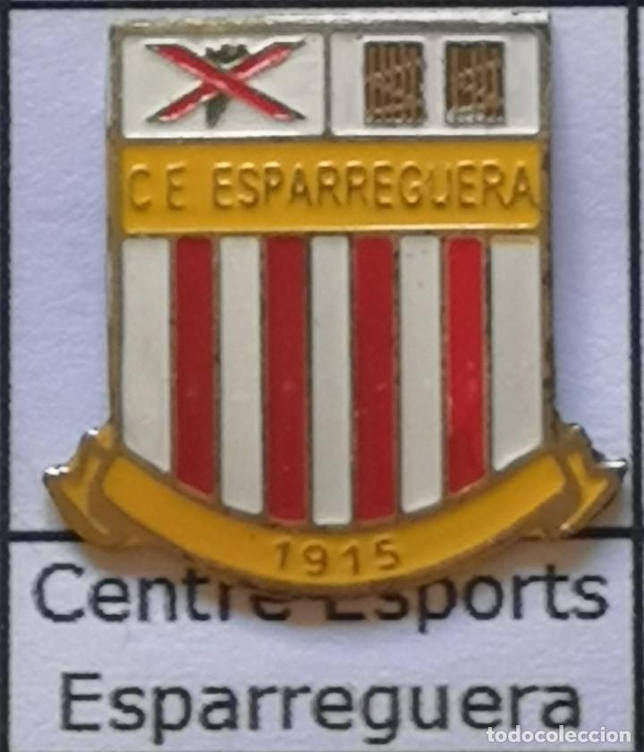Coleccionismo deportivo: PIN FUTBOL - BARCELONA - ESPARREGUERA - CE ESPARREGUERA