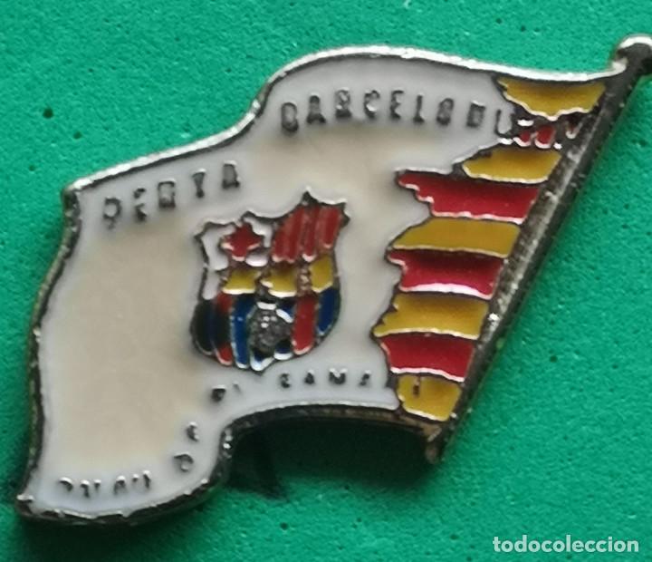 Collectionnisme sportif: PIN FUTBOL - BARCELONA - PALAU SOLIT&Agrave; I PLEGAMANS - PENYA BARCELONISTA