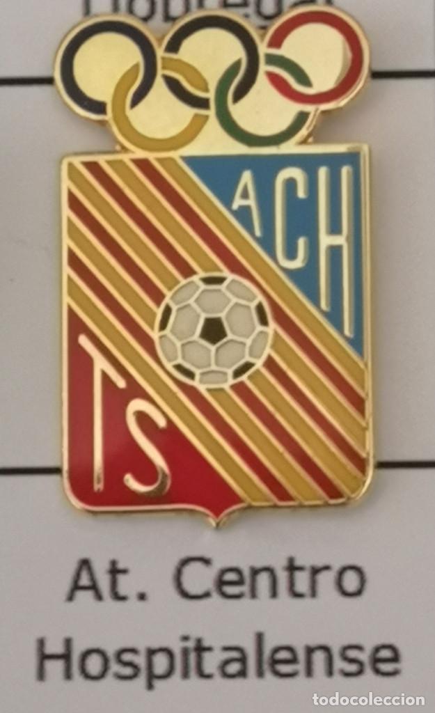 Sammelleidenschaft Sport: PIN FUTBOL - BARCELONA - HOSPITALET DE LLOBREGAT - AT. CENTRO HOSPITALENSE