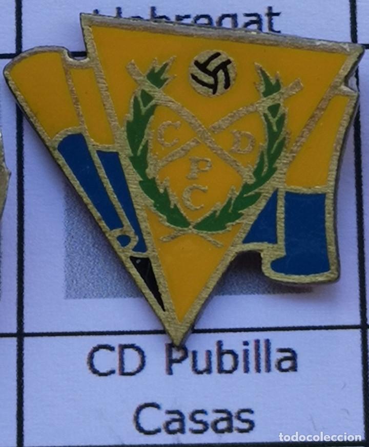 Collectionnisme sportif: PIN FUTBOL - BARCELONA - HOSPITALET DE LLOBREGAT - CD PUBILLA CASAS