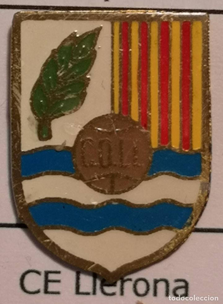 Sammelleidenschaft Sport: PIN FUTBOL - BARCELONA - LLERONA - CD LLERONA