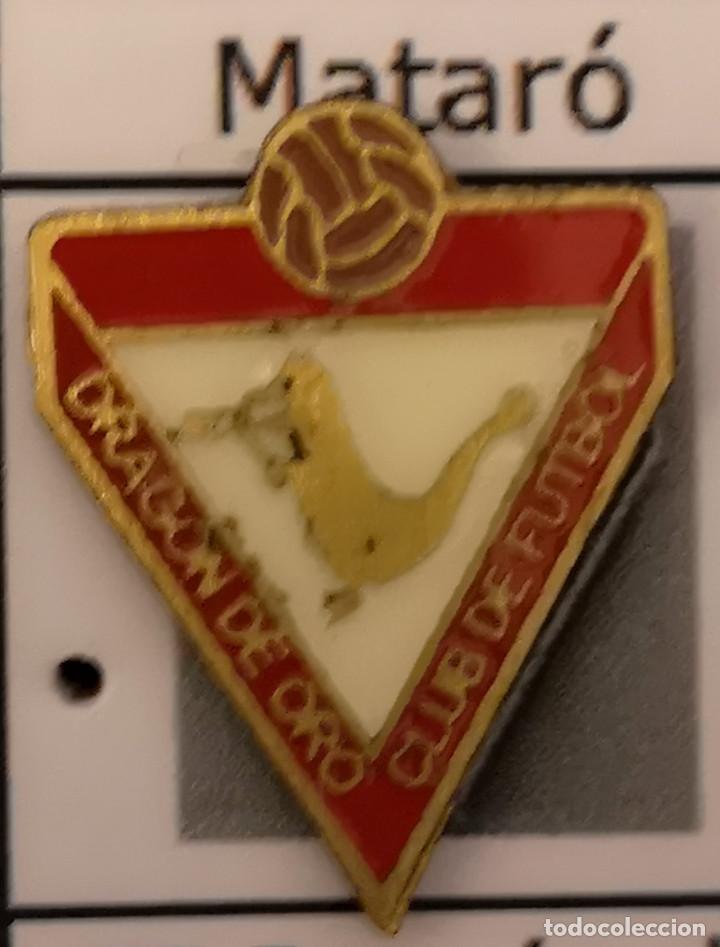 Sammelleidenschaft Sport: PIN FUTBOL - BARCELONA - MATARO - CF DRAGON DE ORO