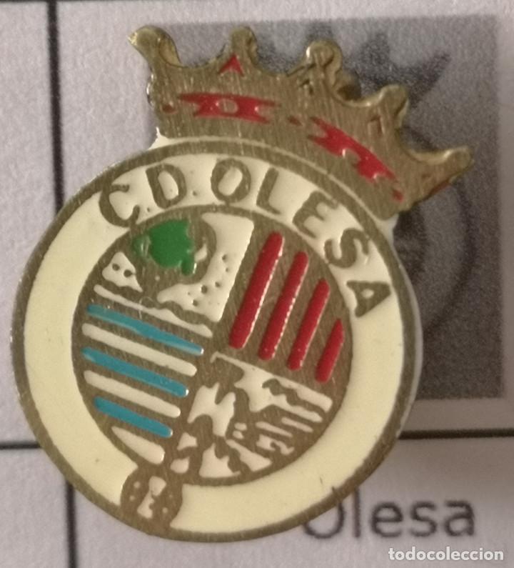 Sammelleidenschaft Sport: PIN FUTBOL - BARCELONA - OLESA DE MONTSERRAT - CD OLESA - Aguja