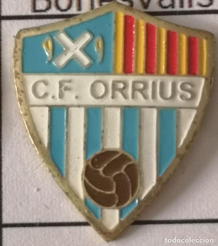 Collectionnisme sportif: PIN FUTBOL - BARCELONA - ORRIUS - CF ORRIUS