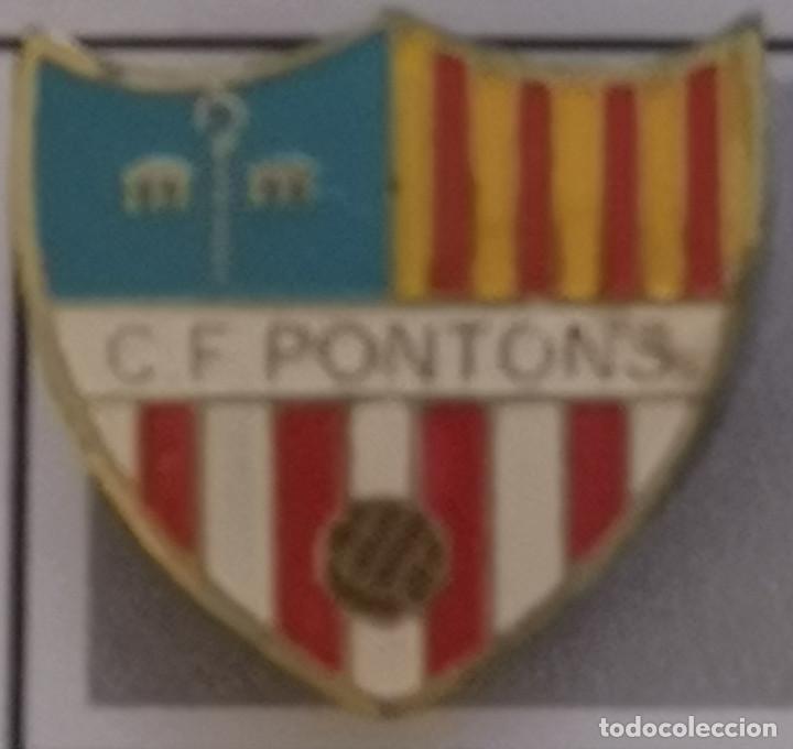 Sammelleidenschaft Sport: PIN FUTBOL - BARCELONA - PONTONS - CF PONTONS - Solapa