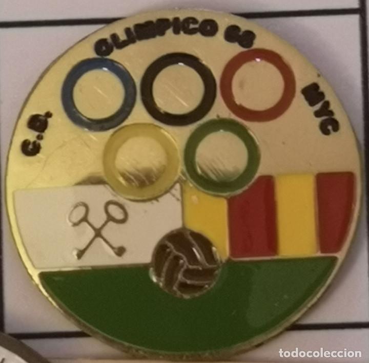 Sammelleidenschaft Sport: PIN FUTBOL - BARCELONA - RUBI - CD OLIMPICO 68