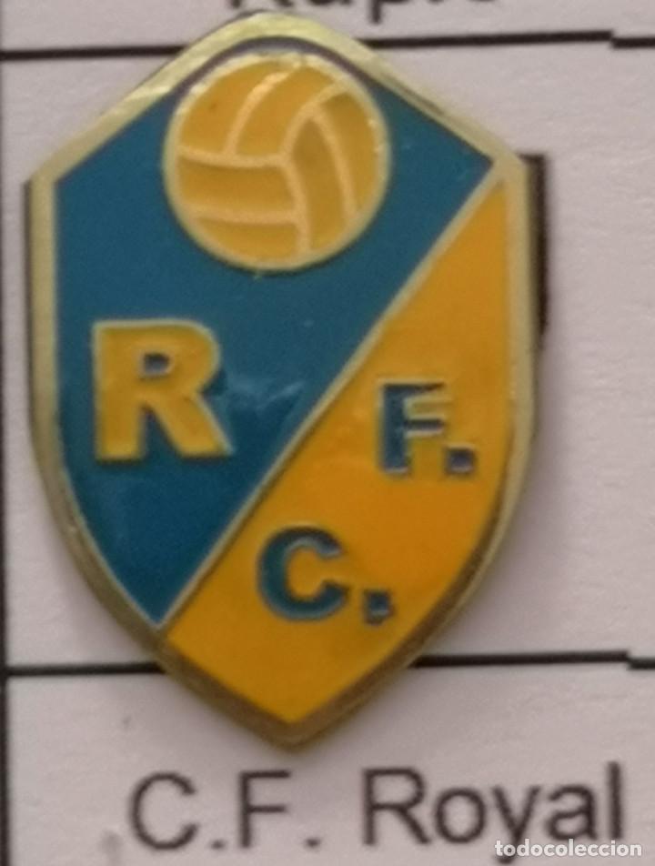 Colecionismo desportivo: PIN FUTBOL - BARCELONA - SABADELL - CF ROYAL
