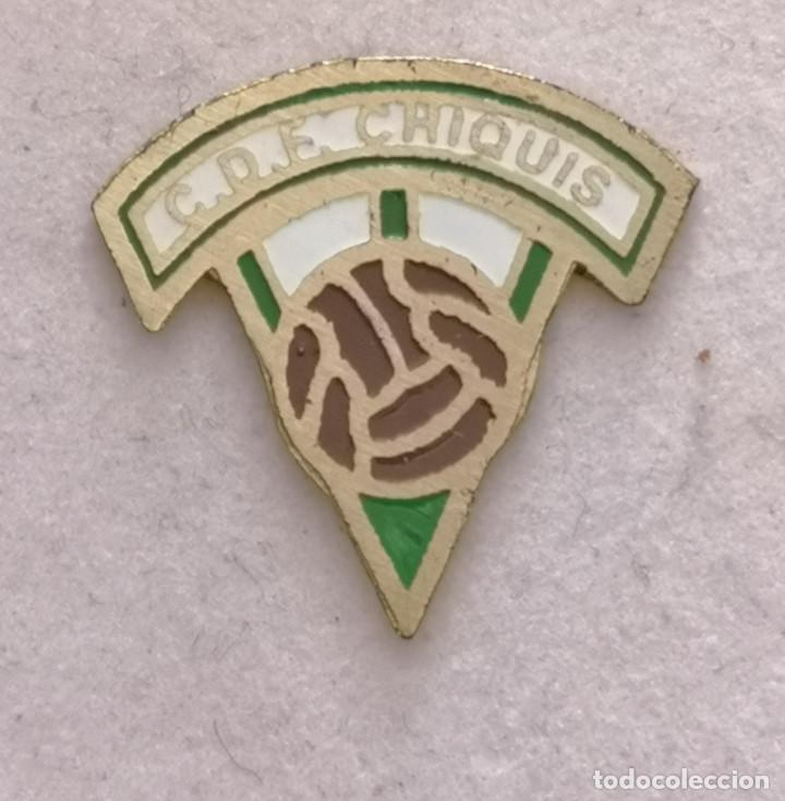 Sammelleidenschaft Sport: PIN FUTBOL - BARCELONA - SABADELL - CDF CHIQUIS