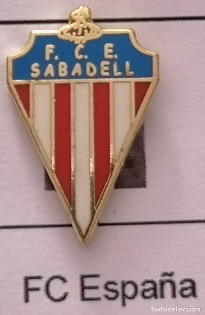 Colecionismo desportivo: PIN FUTBOL - BARCELONA - SABADELL - FC ESPA&Ntilde;A