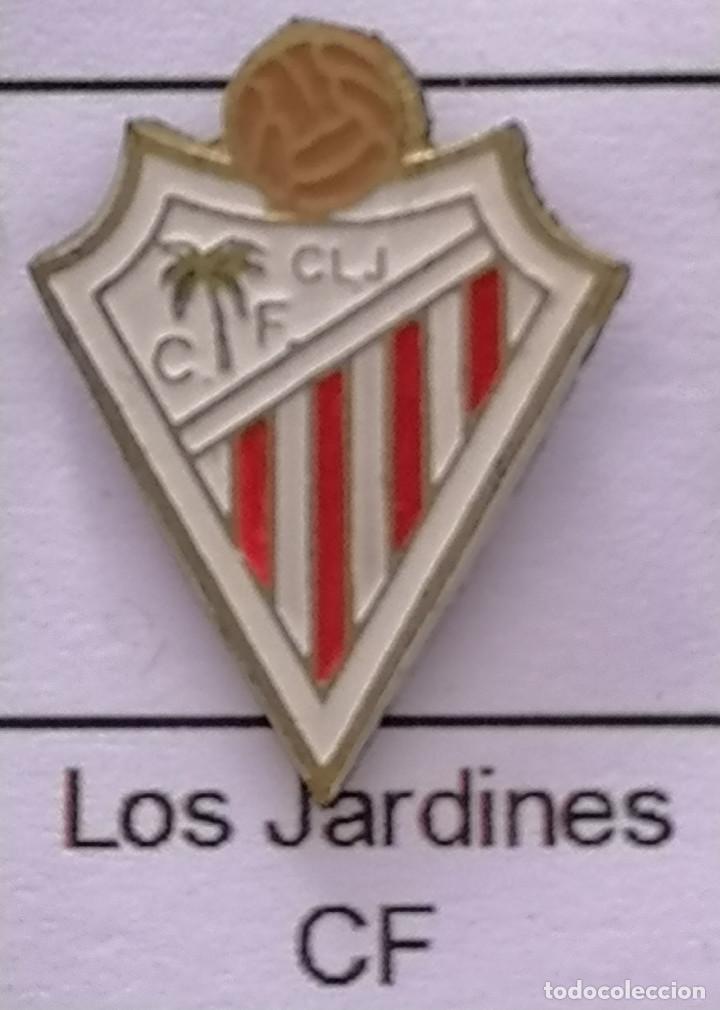 Colecionismo desportivo: PIN FUTBOL - BARCELONA - SABADELL - LOS JARDINES CF