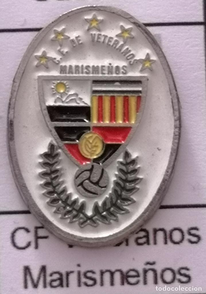 Sammelleidenschaft Sport: PIN FUTBOL - BARCELONA - SABADELL - CF DE VETERANOS MARISME&Ntilde;OS