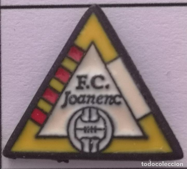 Collectionnisme sportif: PIN FUTBOL - BARCELONA - SANT JOAN DE VILATORRADA - FC JOANENC