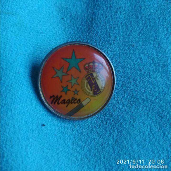 Sammelleidenschaft Sport: Pin Real Madrid Club de F&uacute;tbol m&aacute;gico badge