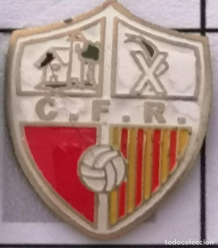 Sammelleidenschaft Sport: PIN FUTBOL - BARCELONA - SANTA EUL&Agrave;LIA DE RIUPRIMER - CF RIUPRIMER