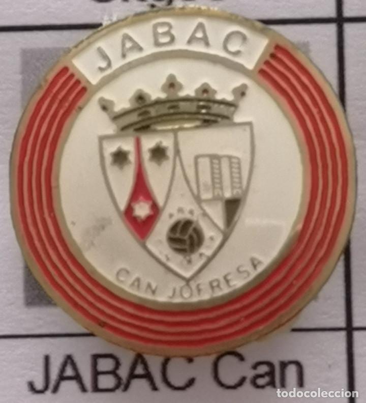 Collezionismo sportivo: PIN FUTBOL - BARCELONA - TERRASSA - JABAC CAN JOFRESA - Solapa