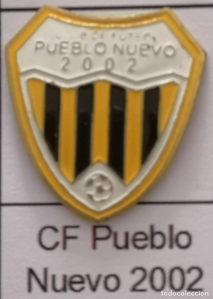 Collezionismo sportivo: PIN FUTBOL - BARCELONA - TERRASSA - CF PUEBLO NUEVO 2002