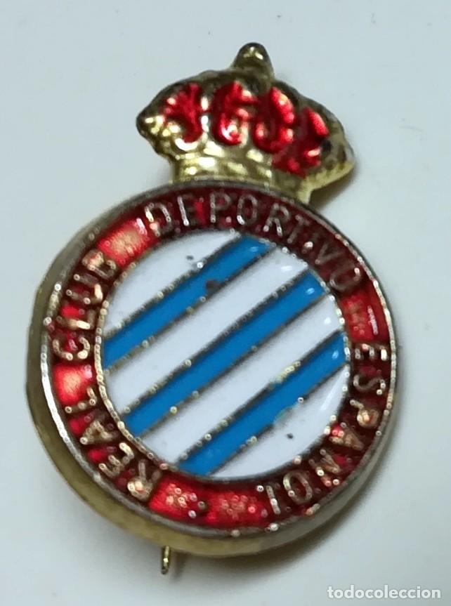 Collezionismo sportivo: INSIGNIA ANTIGUA AGUJA ESMALTADA REAL CLUB DEPORTIVO ESPA&Ntilde;OL RDC ESPANYOL ESCUDO ANTIGUO FUTBOL