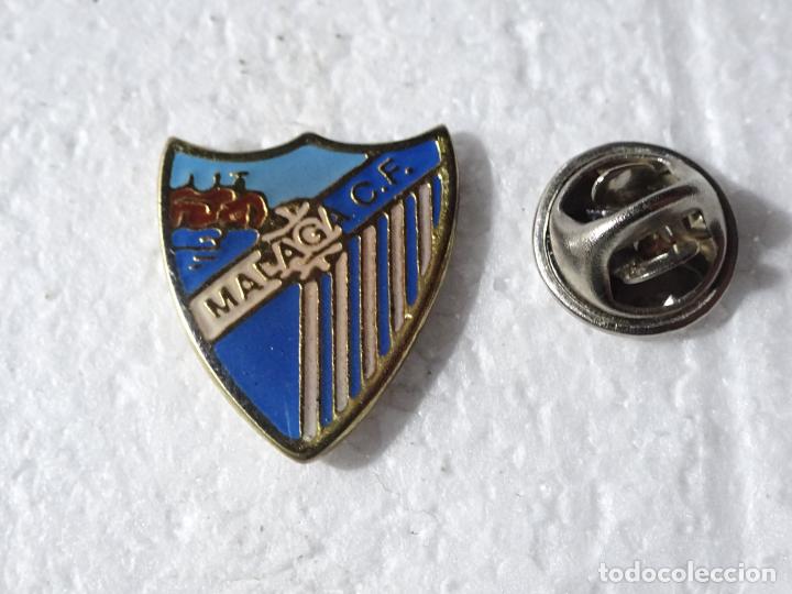 Sammelleidenschaft Sport: PIN DE DEPORTES. M&Aacute;LAGA CLUB DE F&Uacute;TBOL. ESCUDO