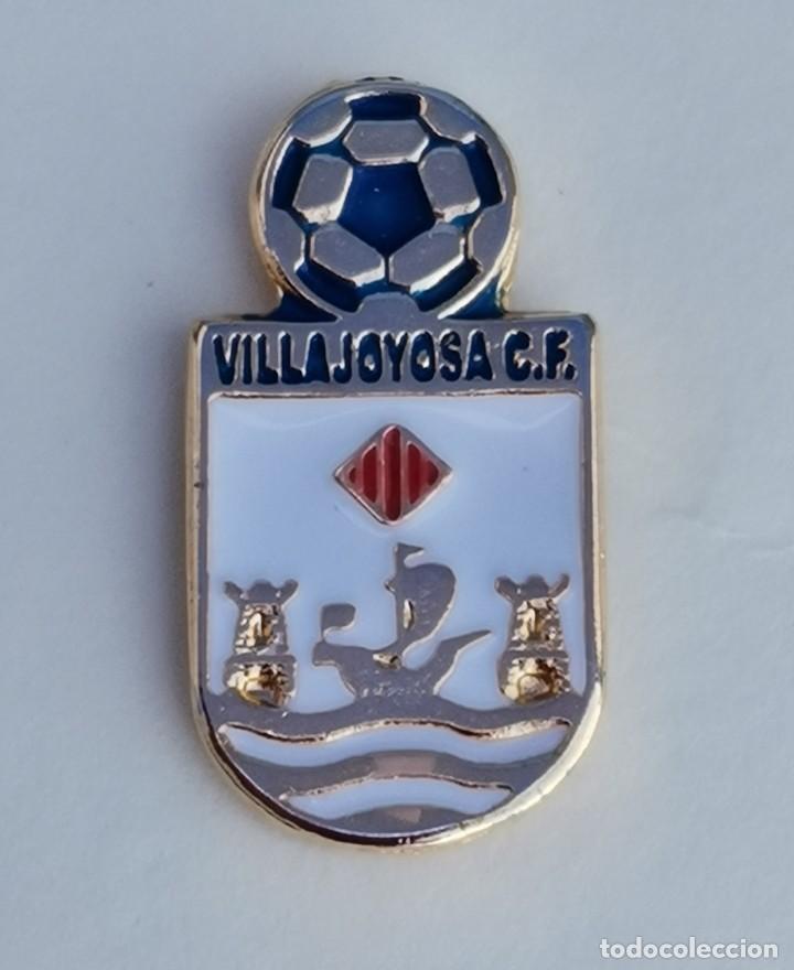 pin de fútbol... villajoyosa club de fútbol... - Buy Football pins on  todocoleccion