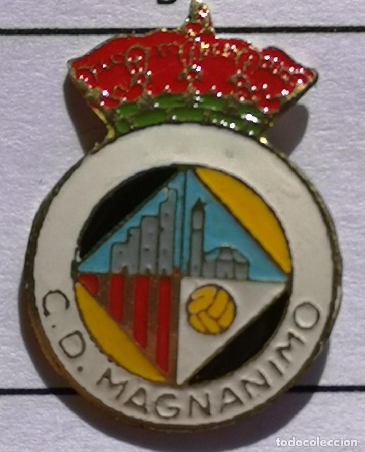 Sammelleidenschaft Sport: PIN FUTBOL - BARCELONA - CD MAGNANIMO