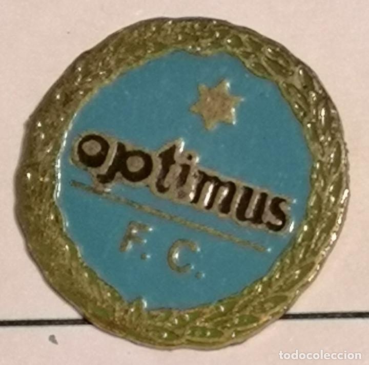 Sammelleidenschaft Sport: PIN FUTBOL - BARCELONA - OPTIMUS FC