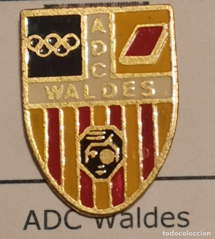 Collezionismo sportivo: PIN FUTBOL - BARCELONA - ADC WALDES