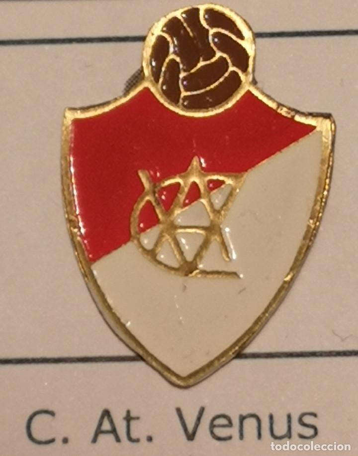 Collezionismo sportivo: PIN FUTBOL - BARCELONA - CLUB ATLETIC VENUS