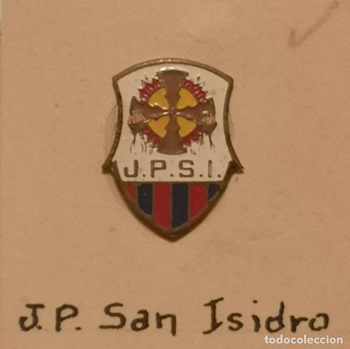 Collezionismo sportivo: PIN FUTBOL - BARCELONA - JUVENTUD PARROQUIA SAN ISIDRO