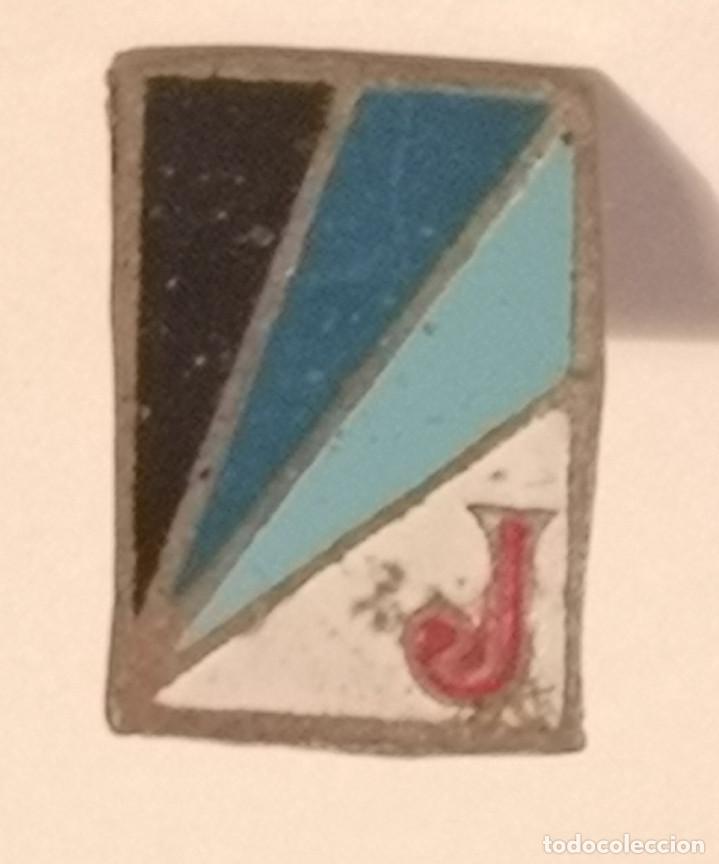 Collezionismo sportivo: PIN FUTBOL - BARCELONA - SANT CUGAT DEL VALL&Egrave;S - CF JUNIOR