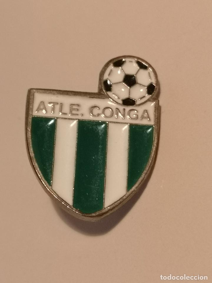 Sammelleidenschaft Sport: PIN FUTBOL - BARCELONA - ATLE. CONGA