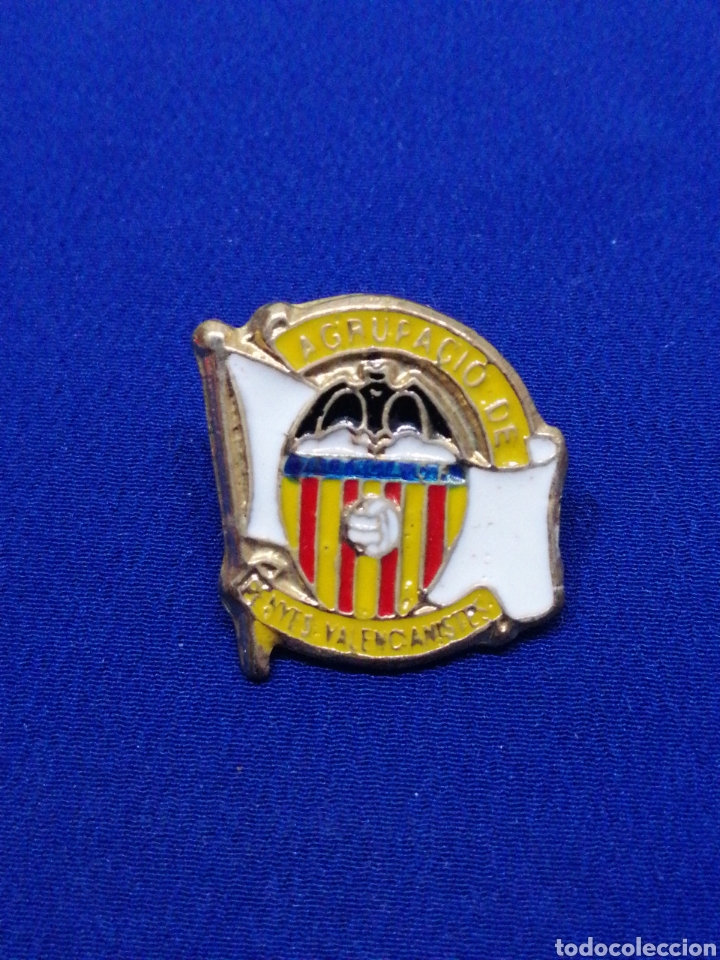 Coleccionismo deportivo: AGRUPACI&Oacute;N DE PENYAS DEL VALENCIA PIN - Foto 1